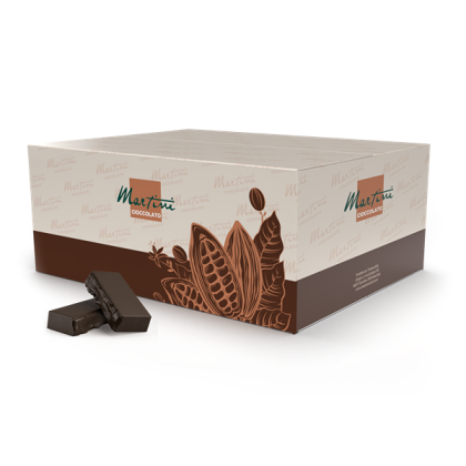 Caixa creme e castanha de Martini Cioccolato com gráficos de vagens de cacau, ao lado de duas barras de chocolate neg...