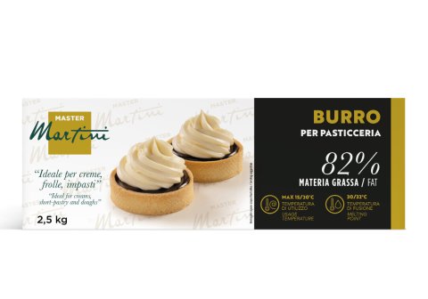 Embalagem de manteiga Master Martini Burro per Pasticceria, caixa de 2,5kg, 82% de gordura, duas tartes com natas.