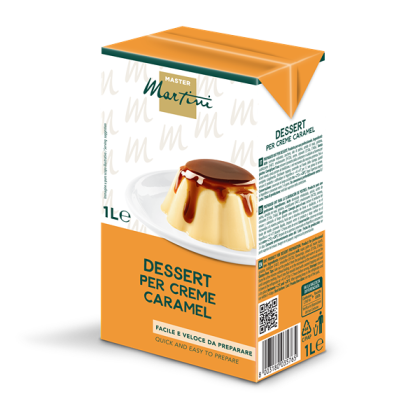 Embalagem de 1L da mistura para sobremesa crème caramel Master Martini com flan de caramelo em prato branco.